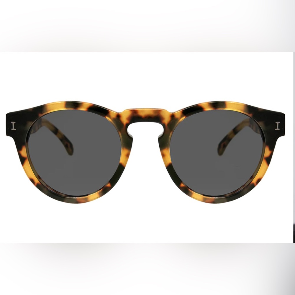 illesteva Leonard Signature Tortoiseshell Sunglasses